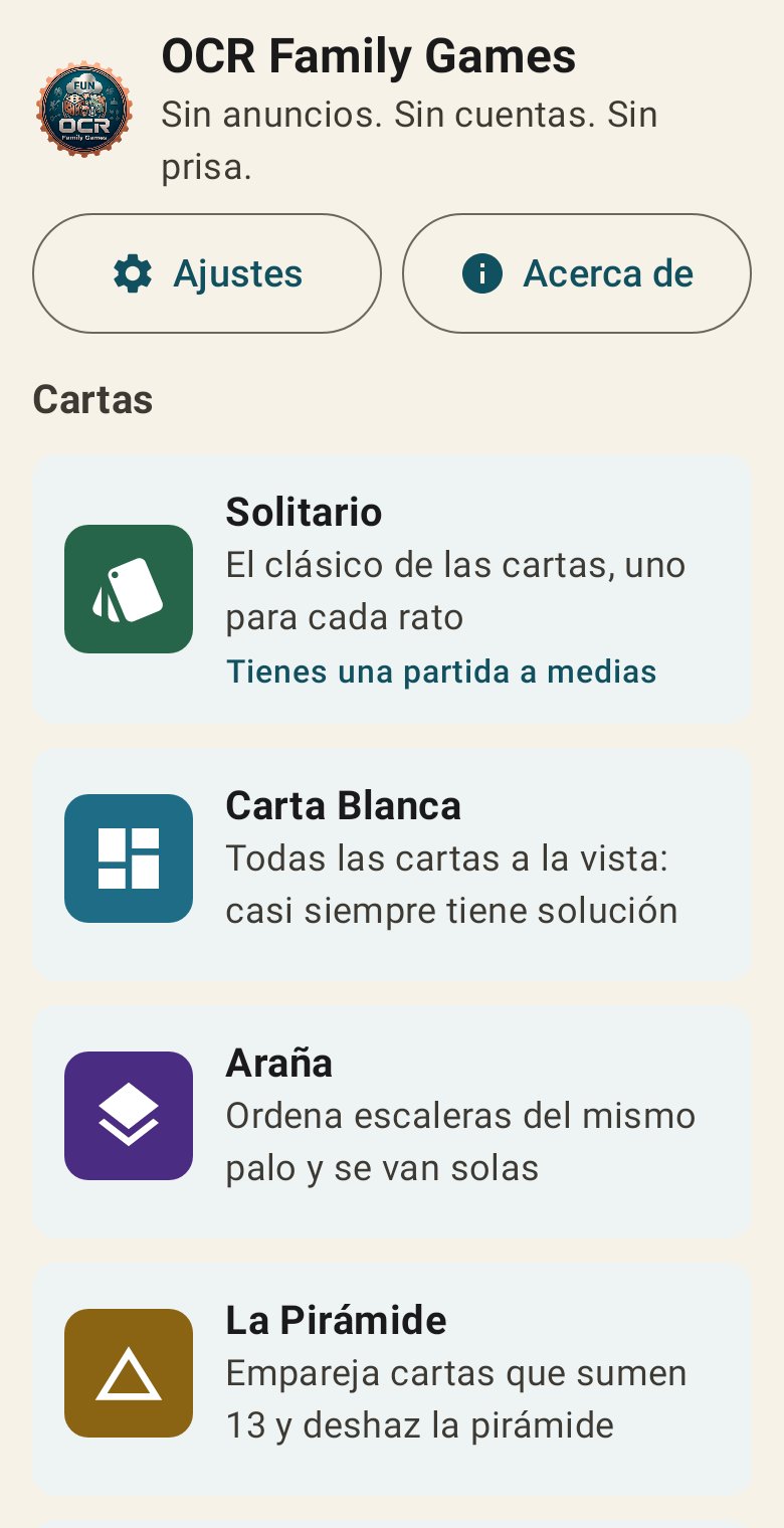 Menú principal de OCR Family Games en un móvil: logotipo, botones de Ajustes y Acerca de, y los juegos de cartas Solitario, Carta Blanca, Araña y La Pirámide con sus iconos de colores